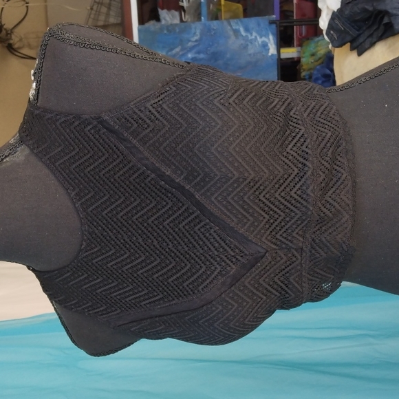 Black bralettte, Unknown brand, May be Size medium - Picture 4 of 4